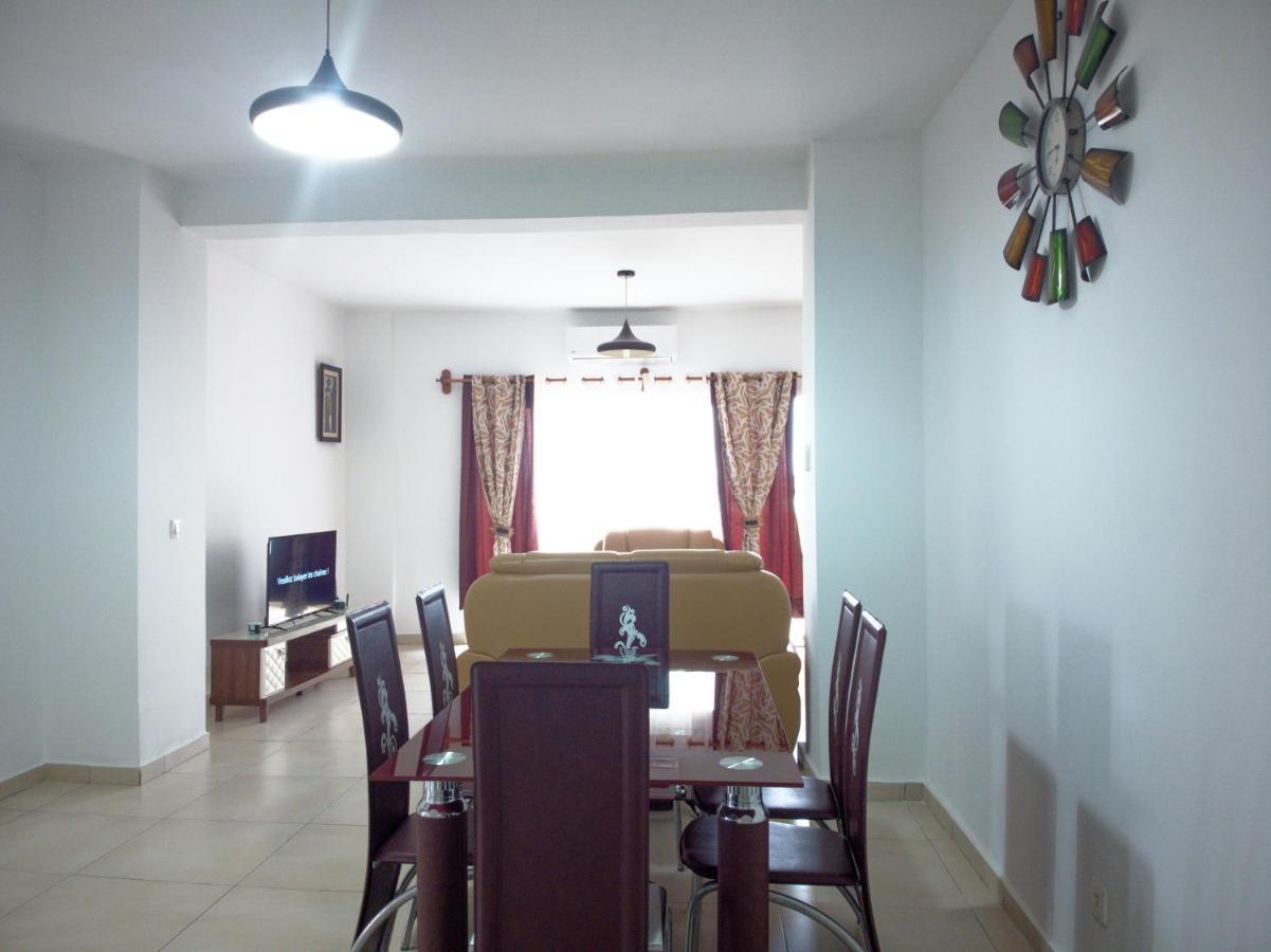 Nomsa Zen Appartement Abaga Kültér fotó